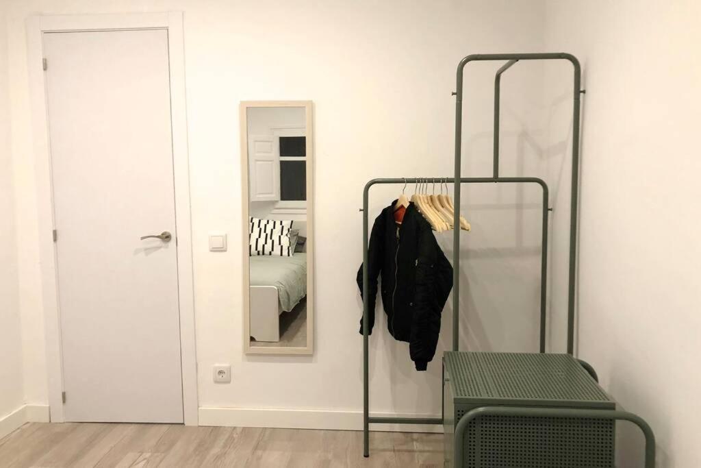 M5 Cool Terrace. Metro 1 Min. Center 15' By Metro Apartamento Esplugues de Llobregat Exterior foto