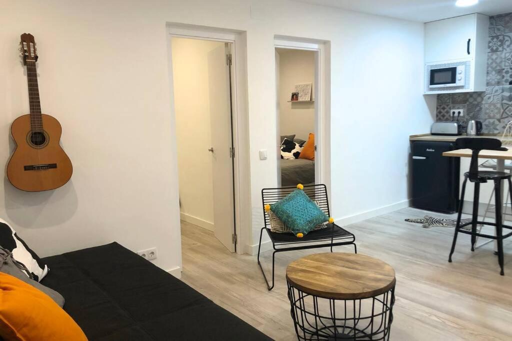 M5 Cool Terrace. Metro 1 Min. Center 15' By Metro Apartamento Esplugues de Llobregat Exterior foto